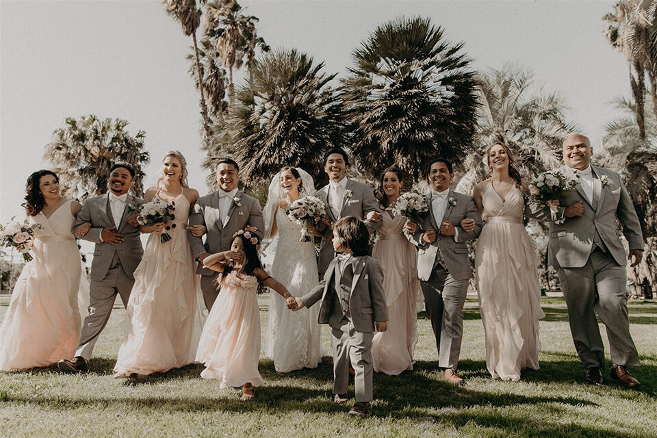 dress design for wedding party Mixing Modern & Sweet Wedding Design