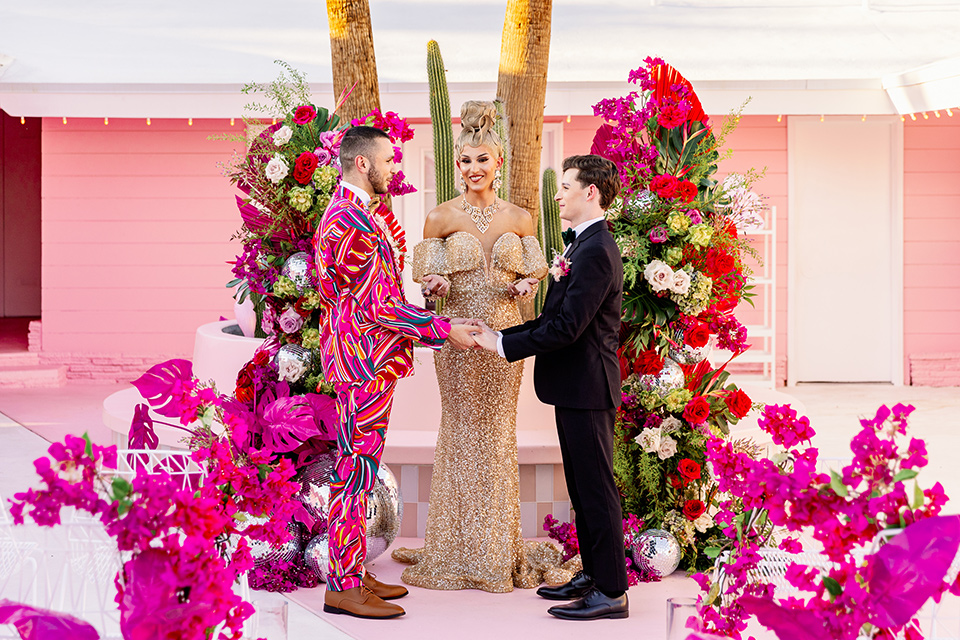 Coupe at the ceremony saying their vows