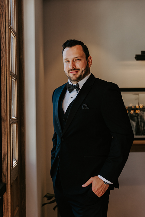 groom portrait