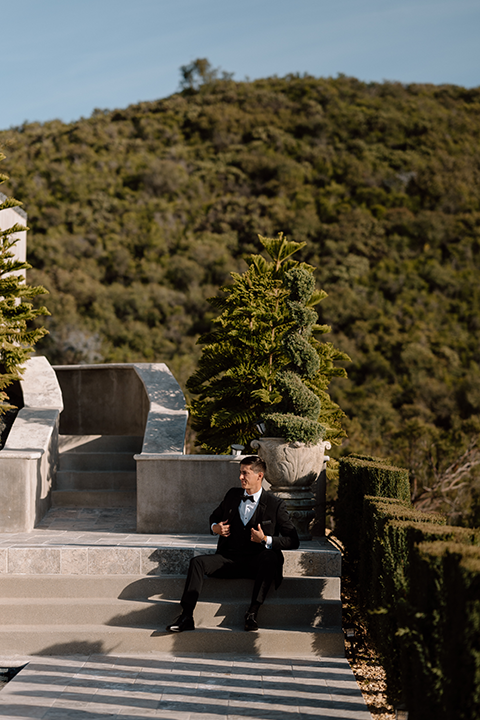 Groom solo shot