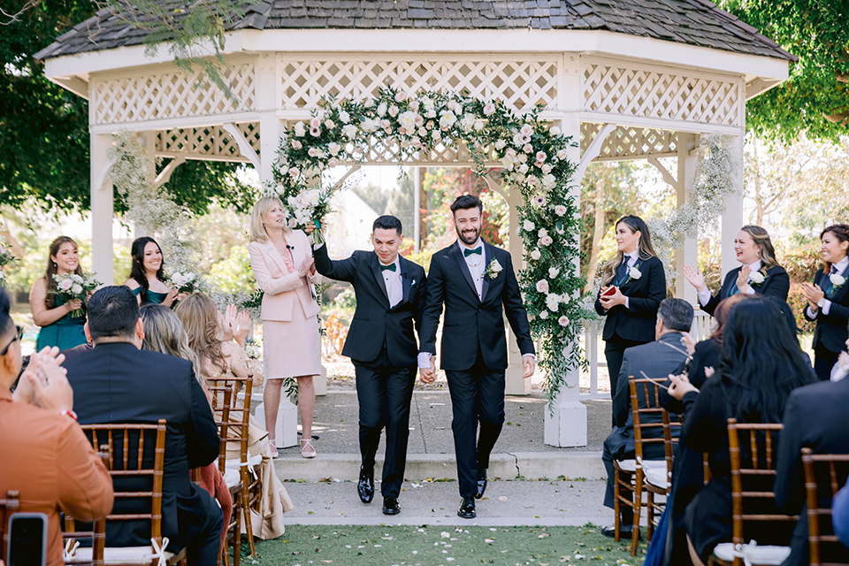 Ceremony bridal party shot